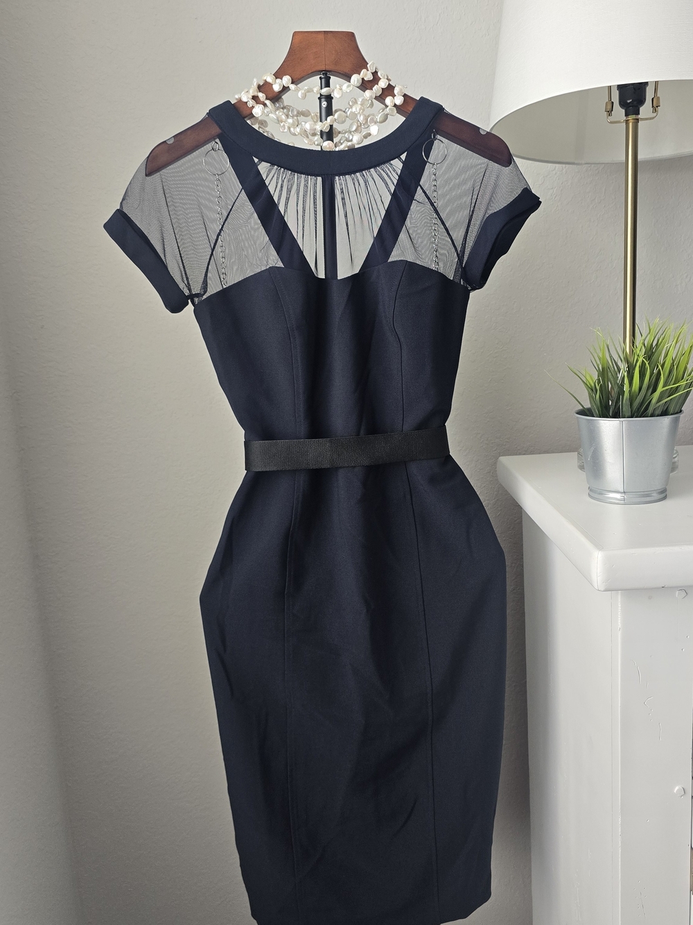 Maggy London Black Mesh Illusion Cocktail Dress US 6 Chain Detail NO BELT